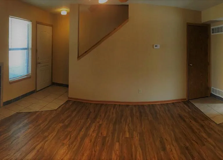 Lorimar Townhomes — Photo 12