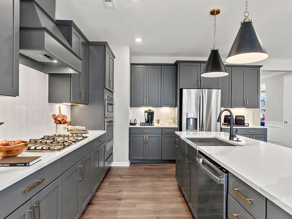 Estates Big Card Image