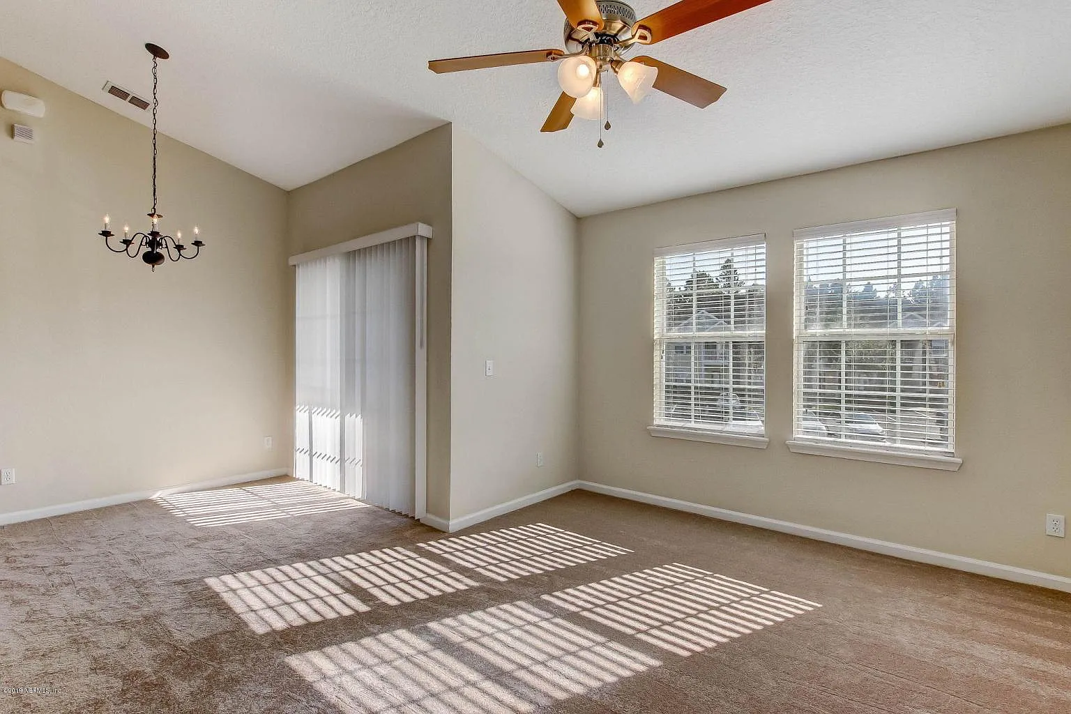 2 bed, 1150 sqft, $1,500 — Photo 4