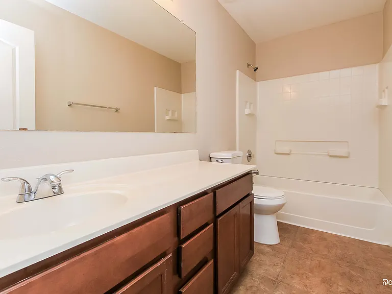 42480 W Santa Fe St — Photo 13