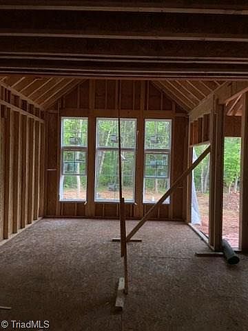 1st image of 305 Fox Tail Ct