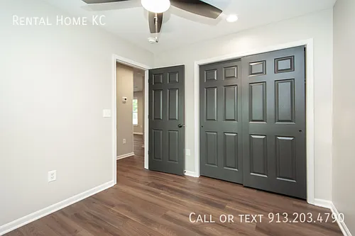 7620 Robinson St — Photo 16