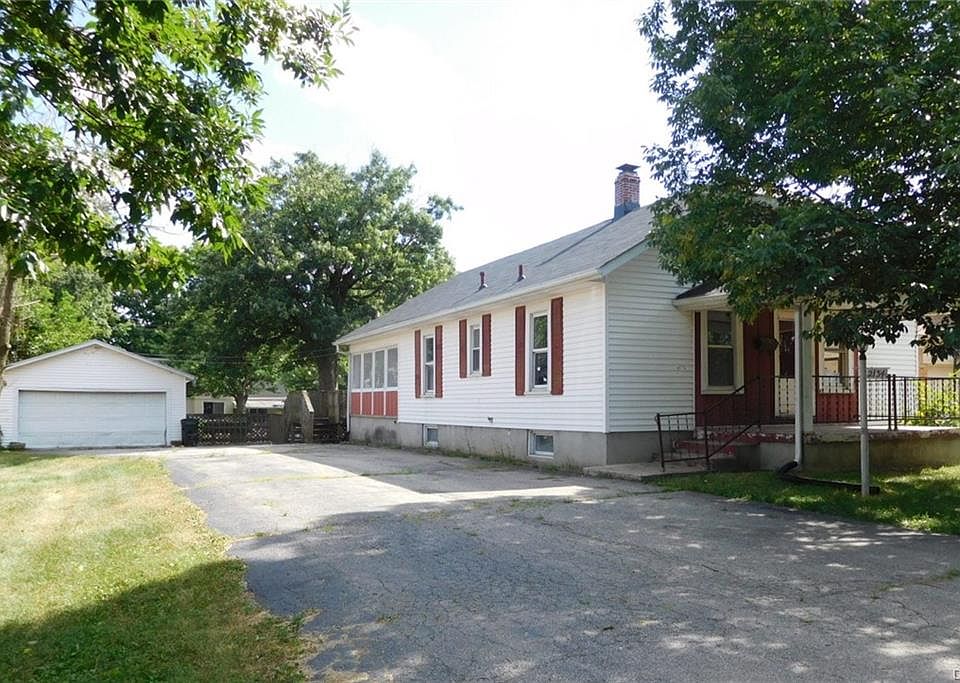 1st image of 2134 Martin Ave