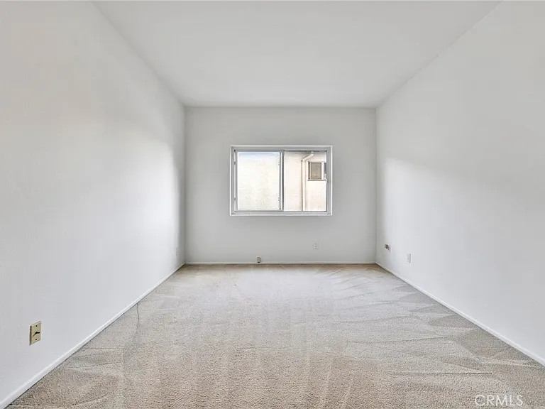 1800 Butler Ave #104 — Photo 24