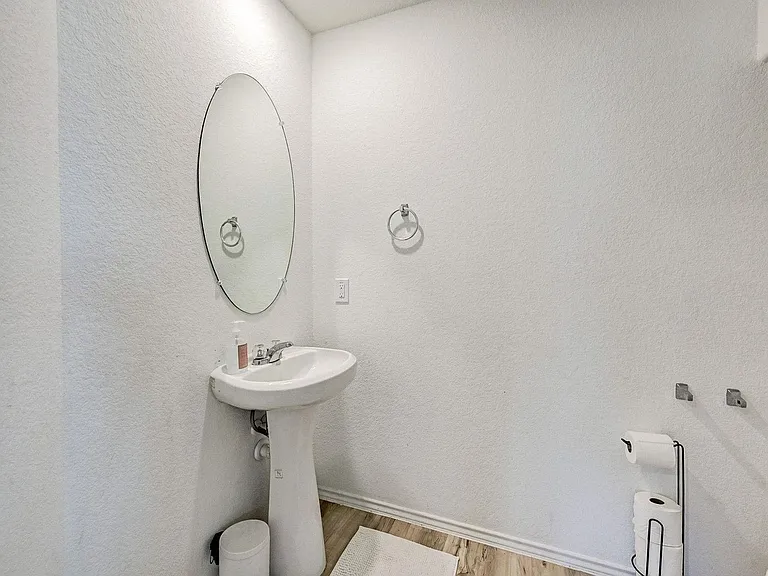 1702 Campos Ct — Photo 16
