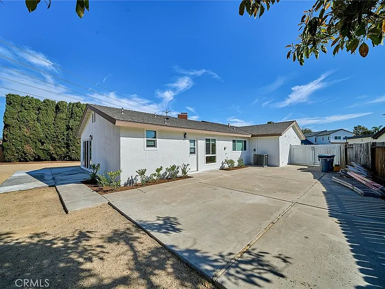 15061 Talley St — Photo 32