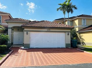 16390 SW 46th Ter, Miami, FL 33185