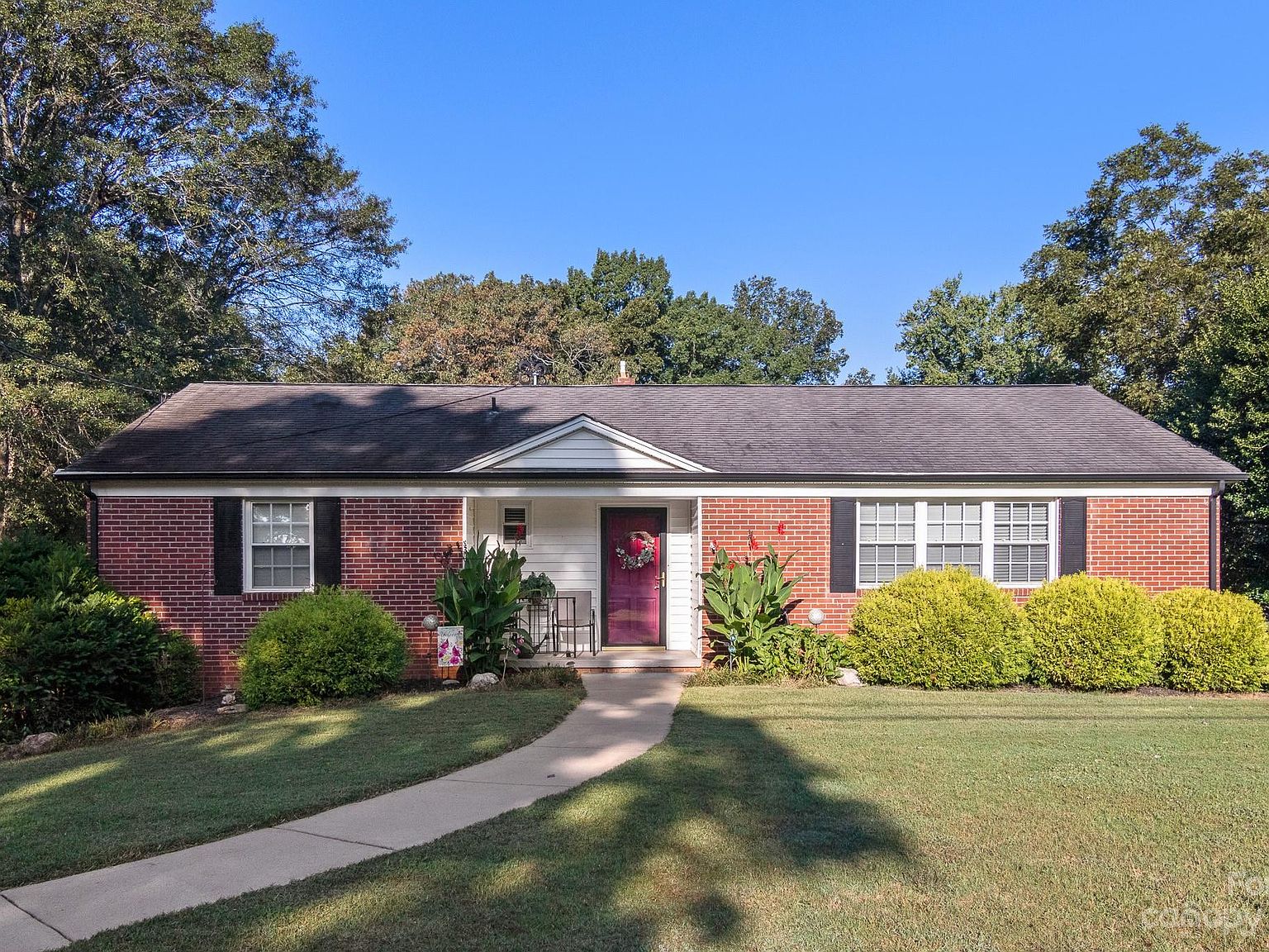 302 Peach St, Shelby, NC 28150 Zillow