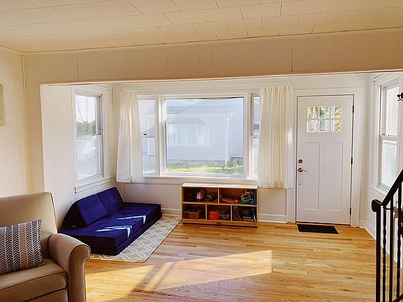 4th image of 2 Crooker Pl