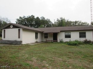 3511 SE 174th Ct, Ocklawaha, FL 32179