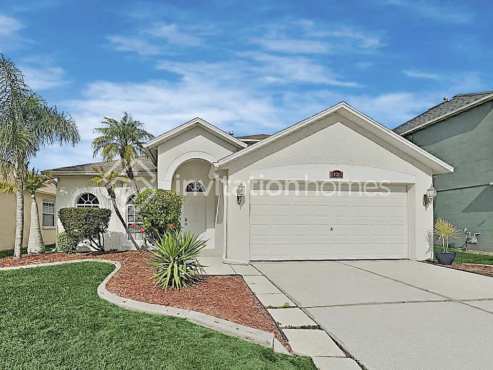 10315 Tecoma Dr