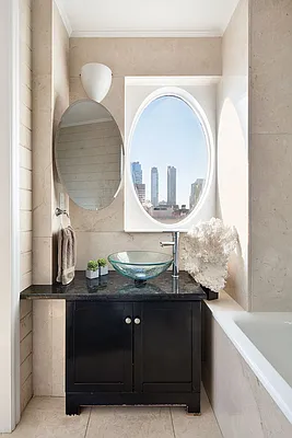 Sold by Compass | media 7
