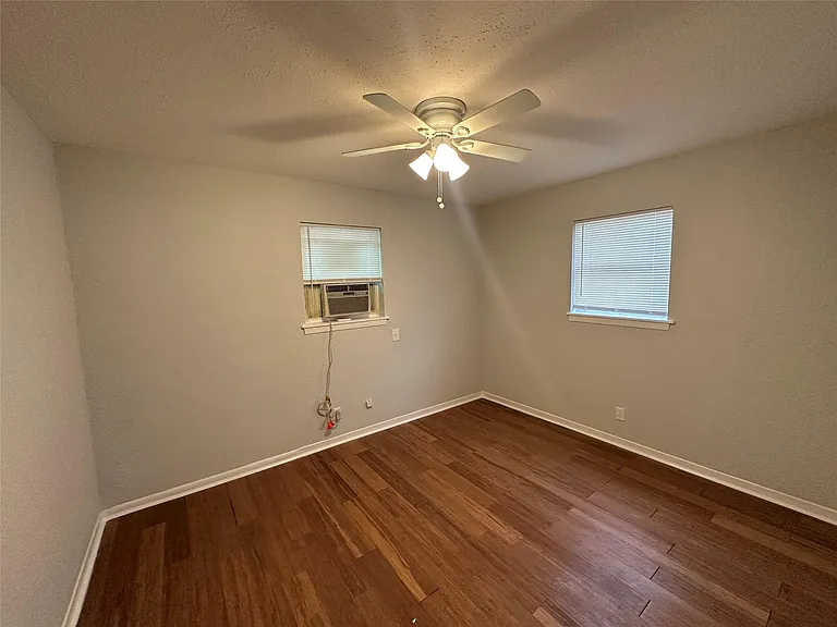 4911 Delano St #1 — Photo 9