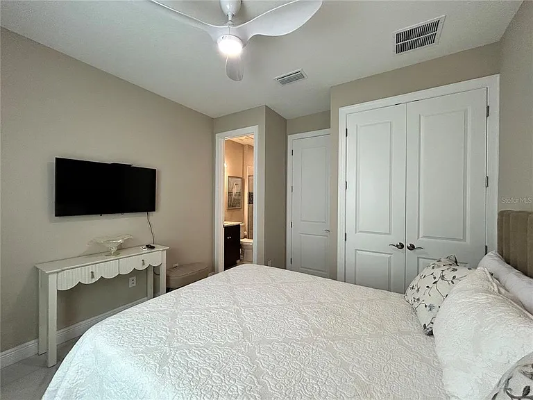 6085 Hidden Branch Dr — Photo 20