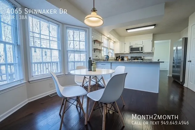4065 Spinnaker Dr — Photo 6