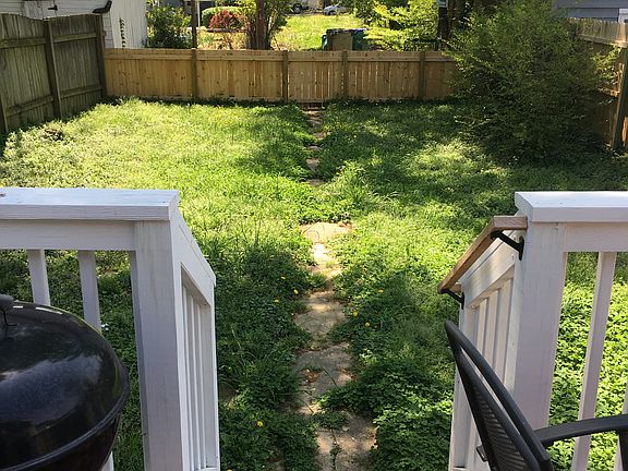 2nd image of 3117 Parkwood Ave