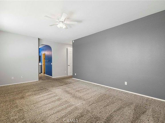 4th image of 44022 Raven Ln