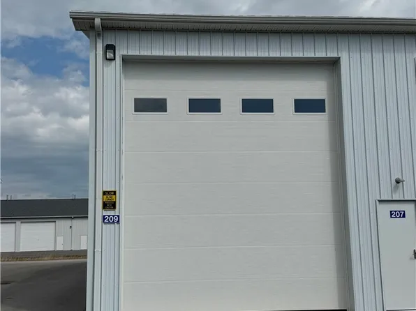 764 SE Catawba Rd #109, Port Clinton, OH 43452