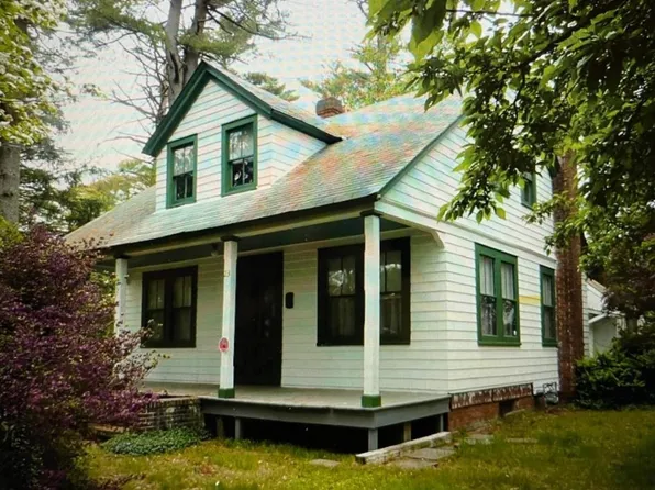 23 4th Avenue, Brentwood, NY 11717