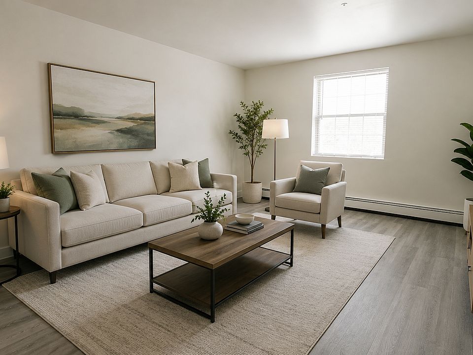 1st image of 144 Lake Ave #36
