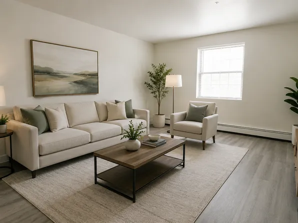 144 Lake Ave #36, Manchester, NH 03103