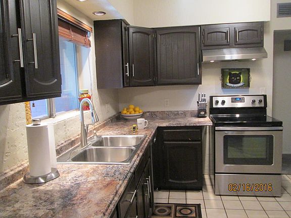 3rd image of 2626 E Water St