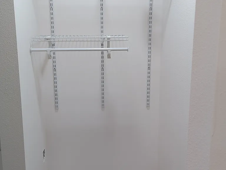 Kenmore Apartments — Photo 7