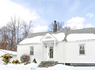 25 Dorothy Hts, Wappingers Falls, NY