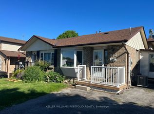 832 Monaghan Ave S #1, Oshawa, ON L1J 6Z4
