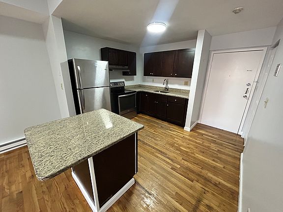 2nd image of 285 Essex St APT 3C