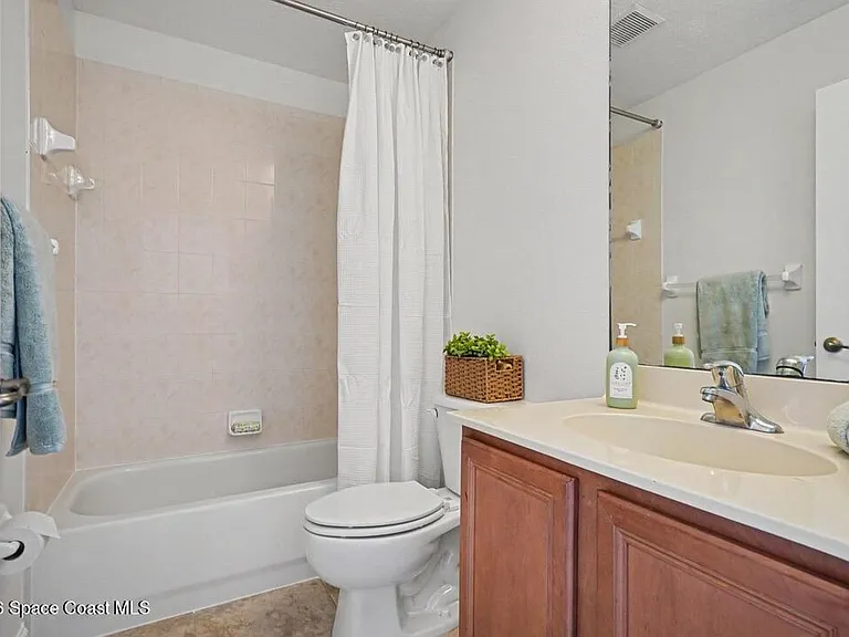 4751 Chardonnay Dr — Photo 21