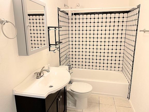 4th image of 2308 E 1035th St S #Basement