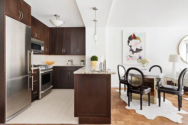 Sold by Compass | media 5