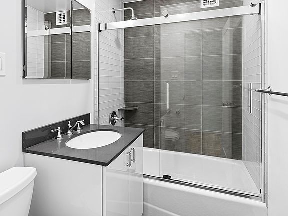 5th image of 222 E 19th St #7A