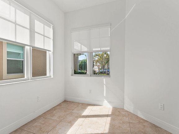 3rd image of 9189 SW Pepoli Way