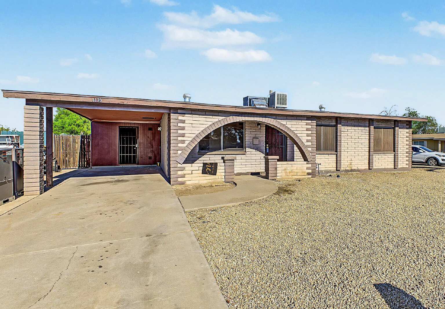3 bed, 2.0 bath, $1,560 — Photo 4