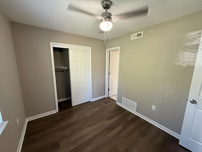 213 N Ann St #8 — Photo 12