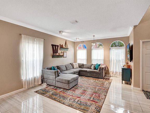 4th image of 13804 S Garden Cove Circle