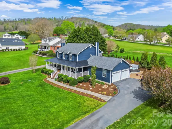 32 Denise Ln, Fletcher, NC 28732