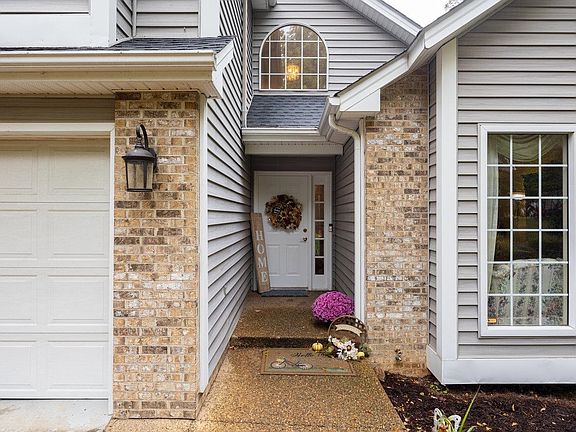 4th image of 2438 Hopkins Dr