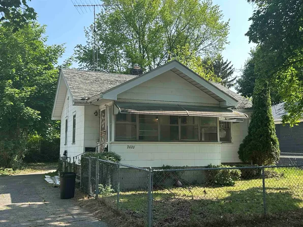 2020 Cartier St, Flint, MI 48504