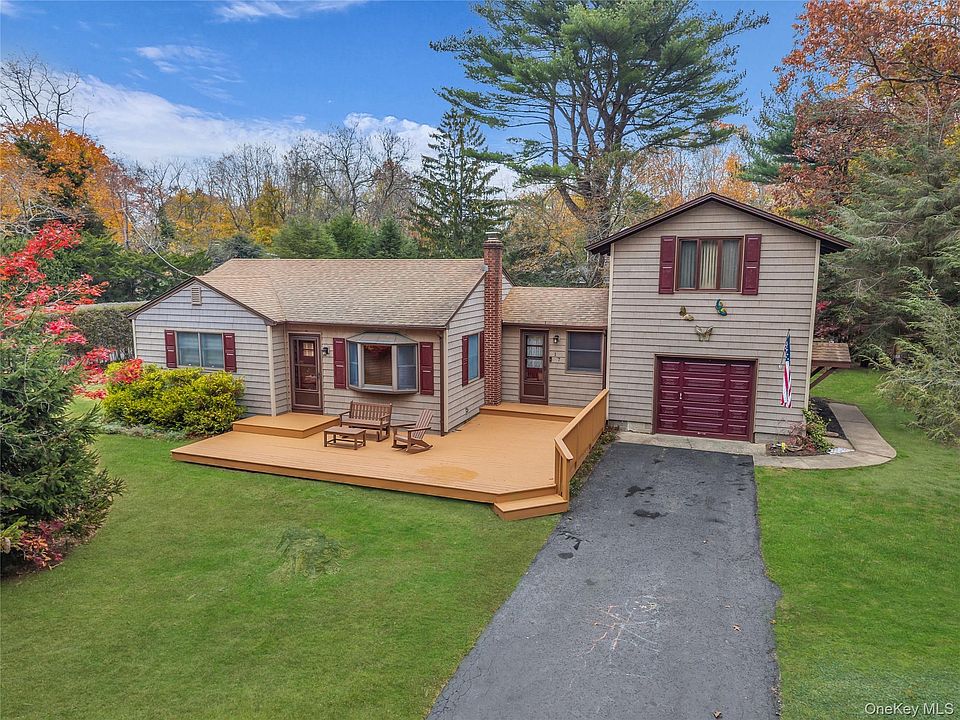 1st image of 17 Hawkins Lane