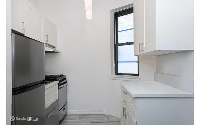 Rented by Douglas Elliman | media 8