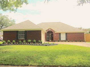 1519 S Medio River Cir, Sugar Land, TX 77478