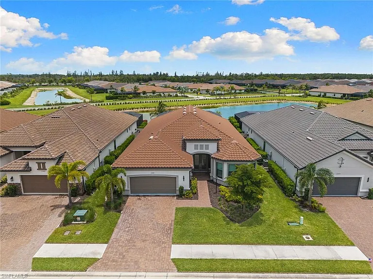 17489 Aquila Ct — Photo 38