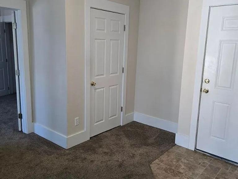 3211 SE 11th Ave — Photo 5
