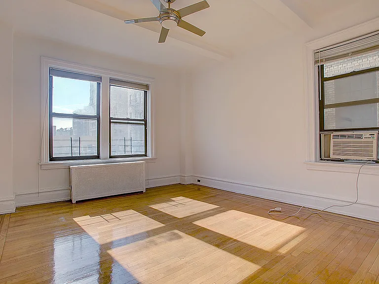 315 W 102nd St #7B — Photo 3