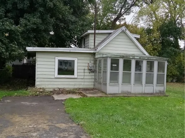 105 Leonard Ave, Syracuse, NY 13205
