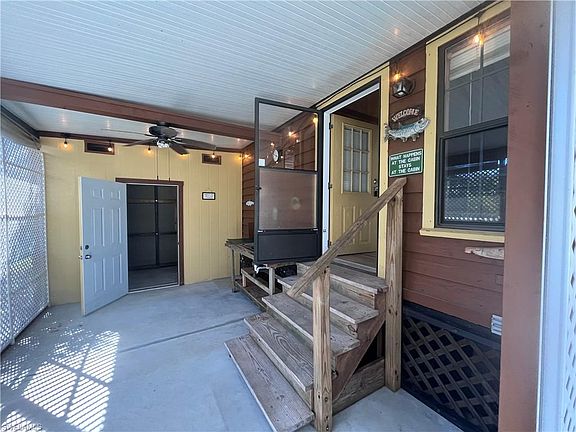 2nd image of 825 COPELAND AVE S #14
