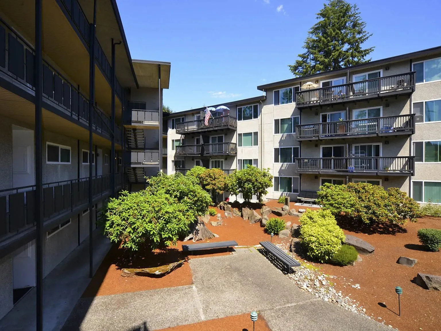 Asteria Place Apartments — Photo 4